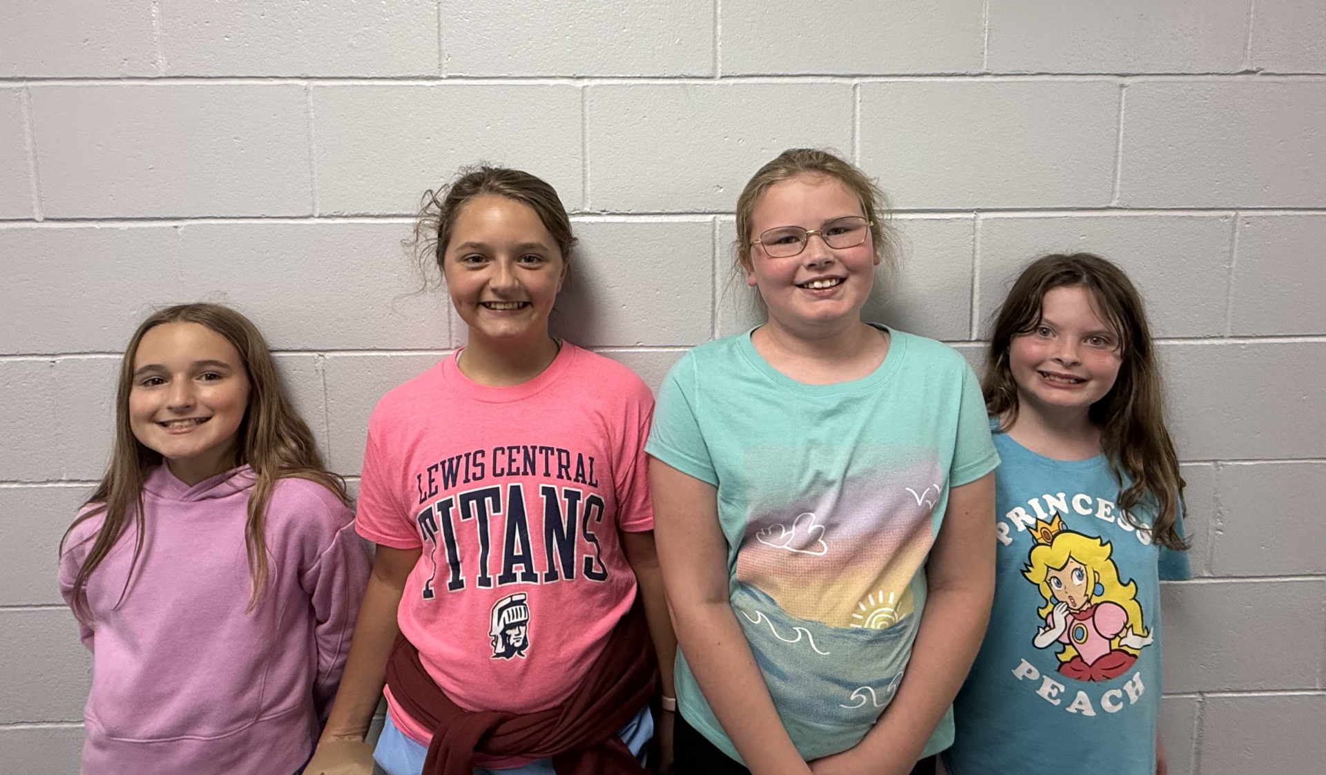 Group photo of the Titan Hill Opus Choir students.